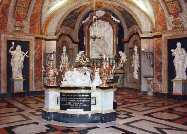 Interno Cripta Reale